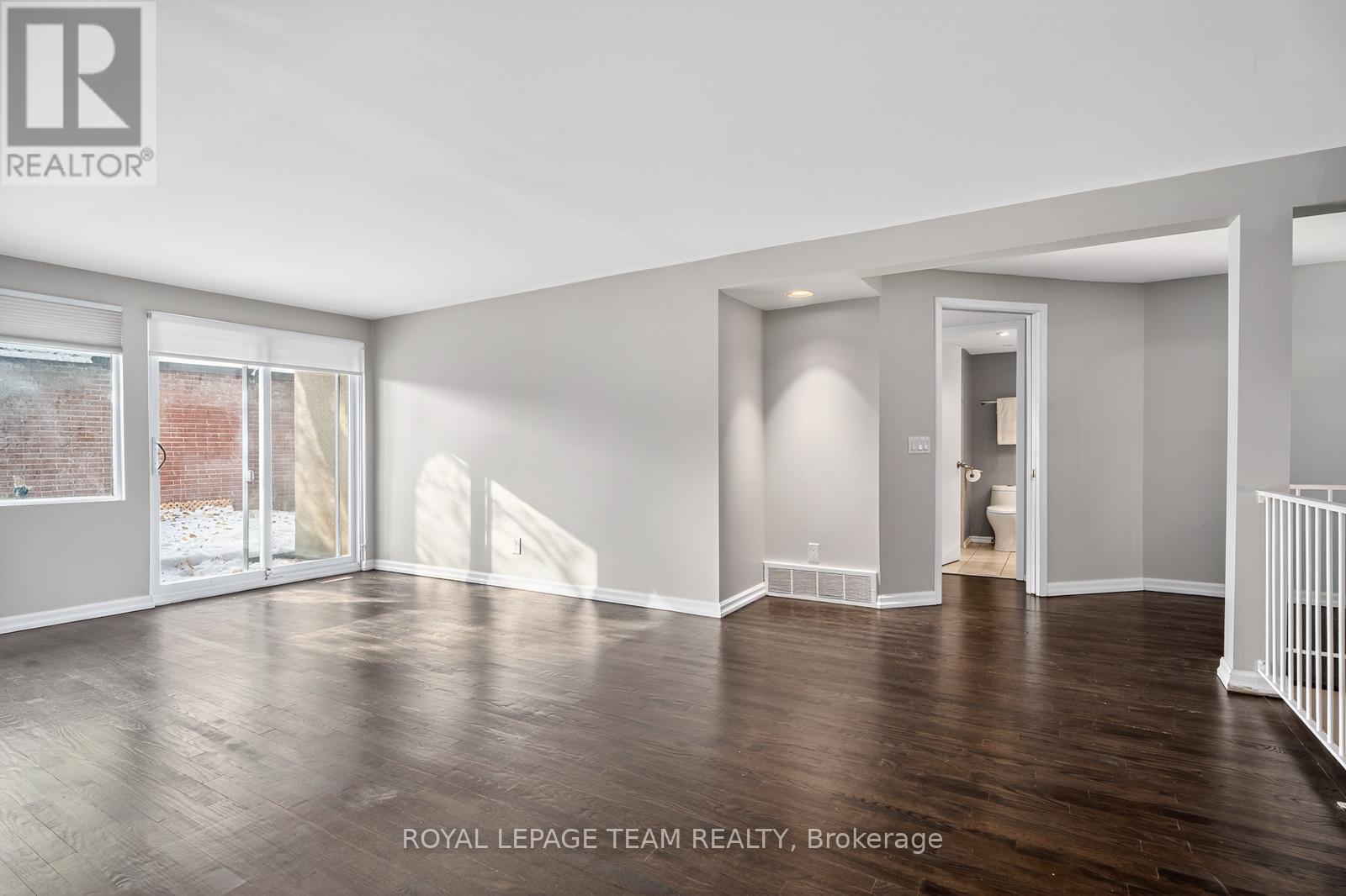 10 - 290 Cathcart Street, Ottawa, Ontario  K1N 5C4 - Photo 15 - X12567796