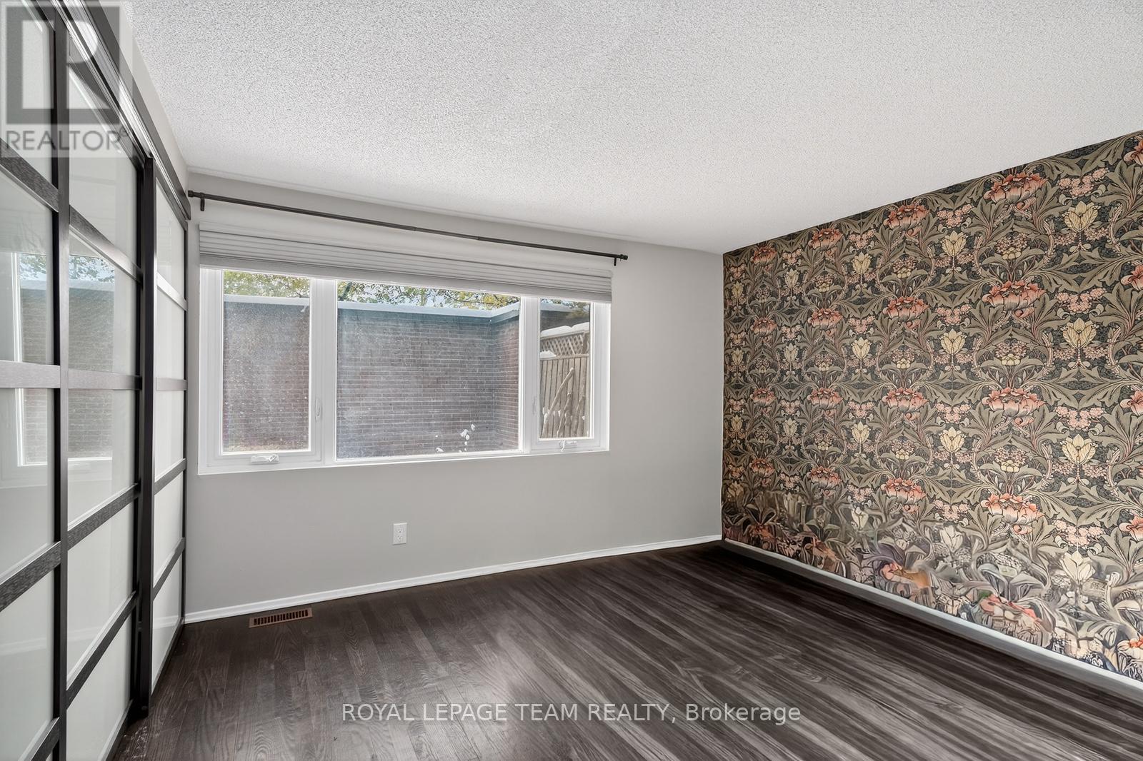 10 - 290 Cathcart Street, Ottawa, Ontario  K1N 5C4 - Photo 19 - X12567796