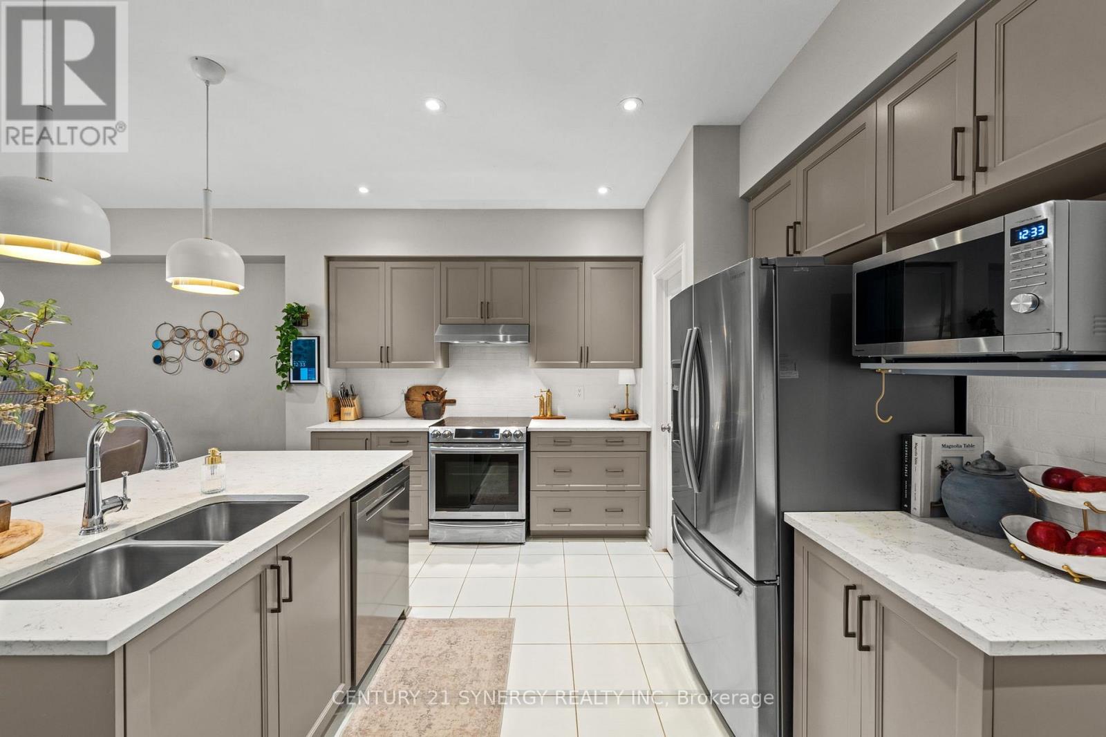 708 Guardian Grove, Ottawa, Ontario  K1X 0B3 - Photo 9 - X12567808