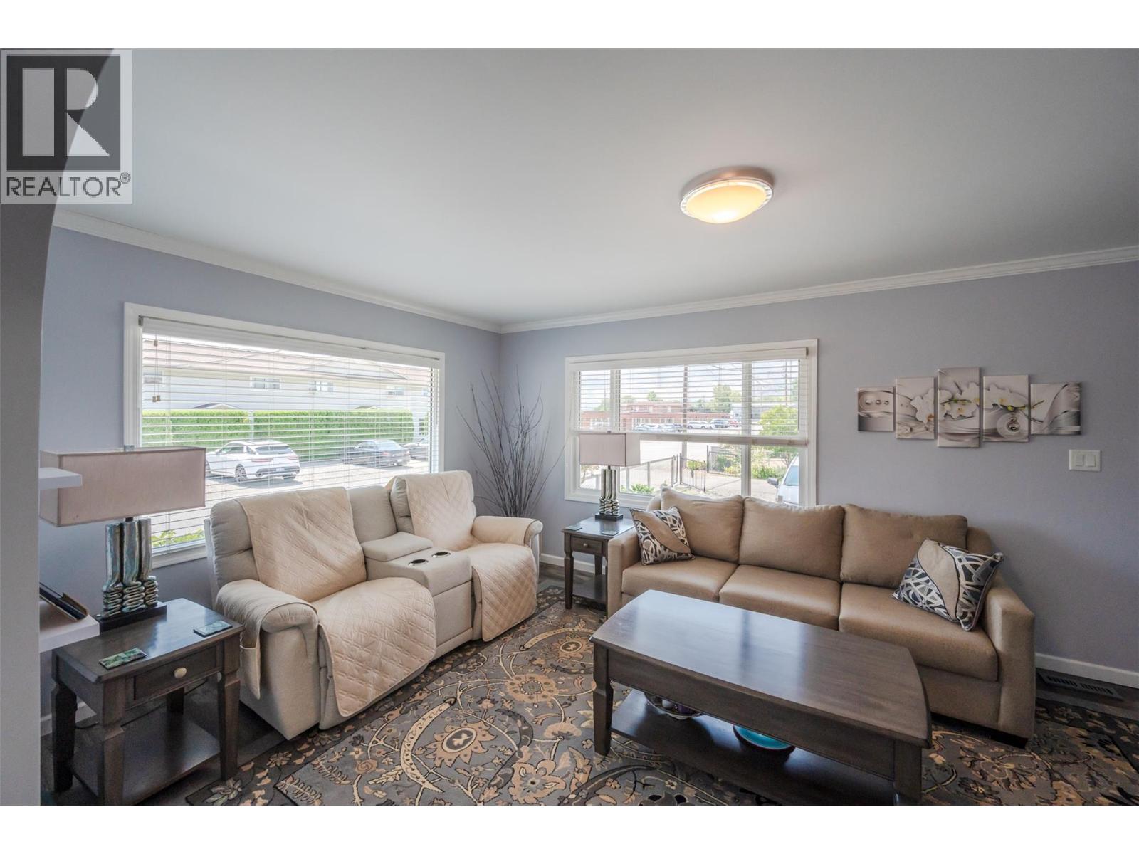 6018 Maple Drive, Osoyoos, British Columbia  V0H 1V3 - Photo 3 - 10357033