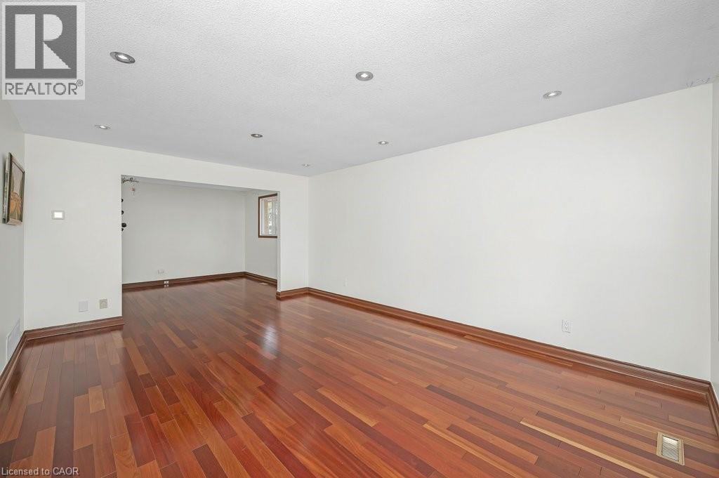 2523 Waterford Street, Oakville, Ontario  L6L 5E5 - Photo 7 - 40789792