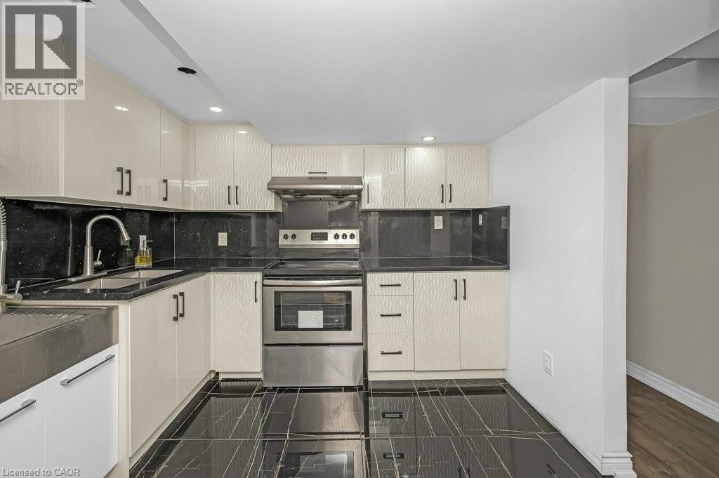 2523 Waterford Street, Oakville, Ontario  L6L 5E5 - Photo 23 - 40789792