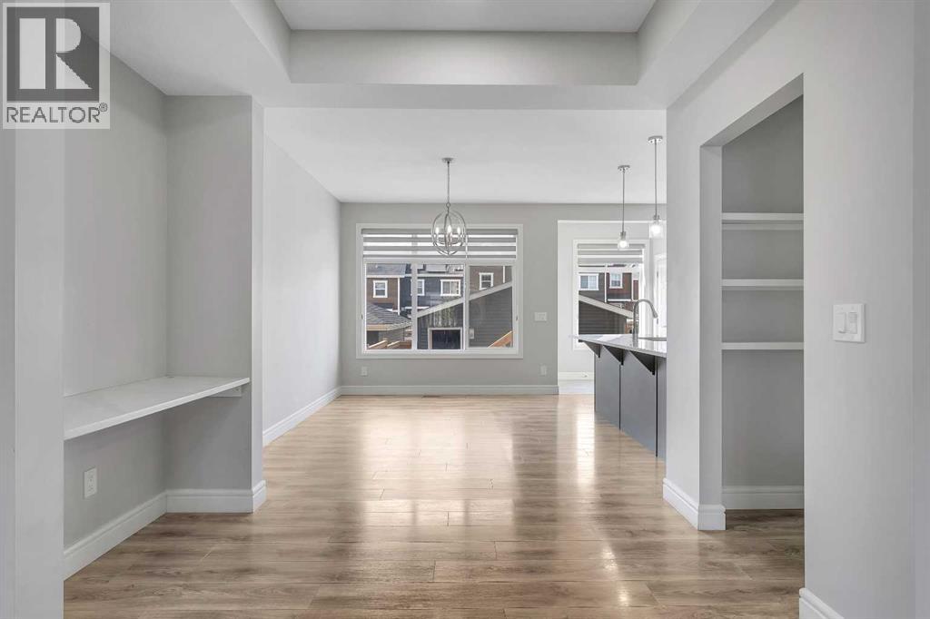 41 Sunrise Heights, Cochrane, Alberta  T4C 2R9 - Photo 5 - A2262487