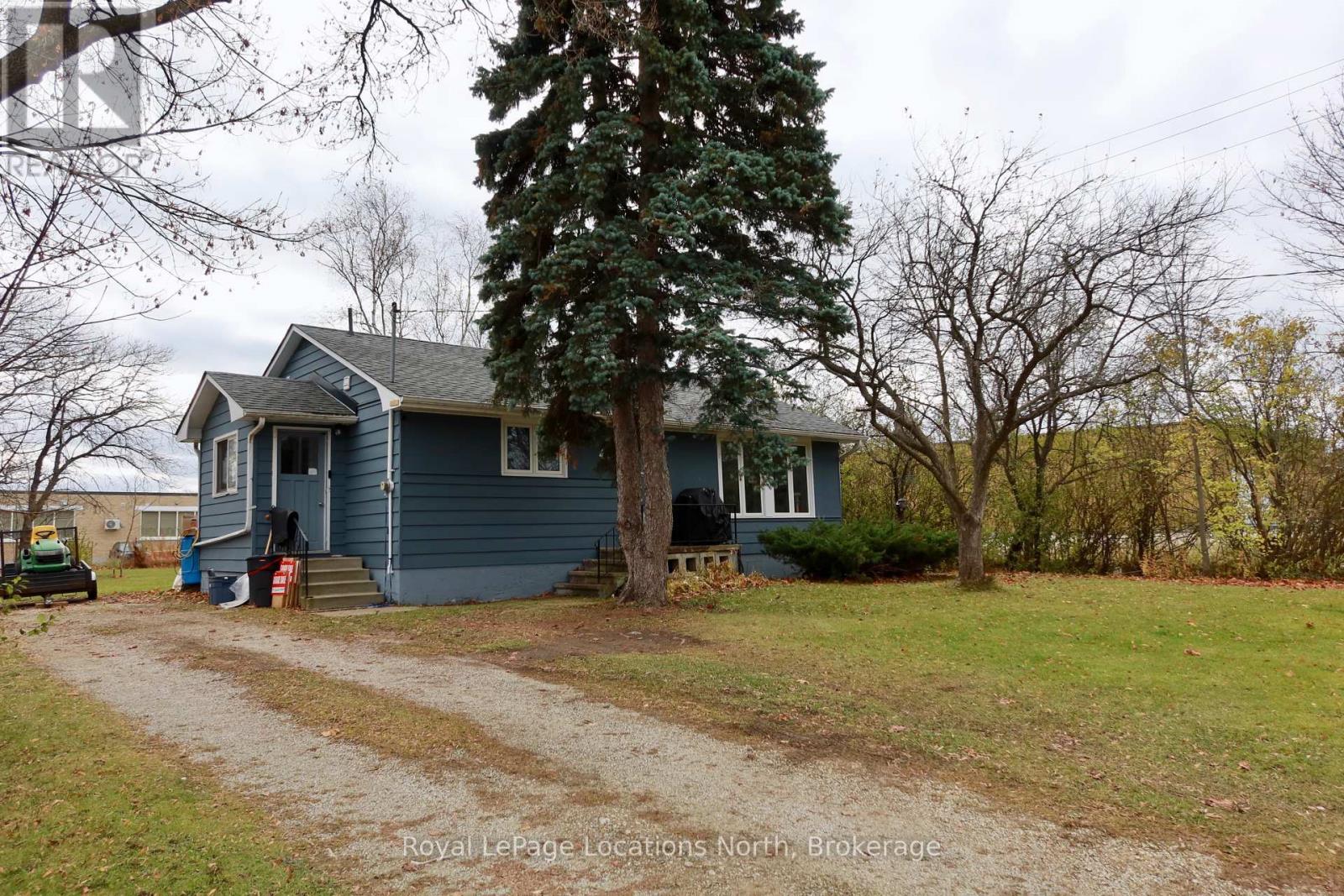 41 William Street, Meaford, Ontario  N4L 1H7 - Photo 4 - X12567802
