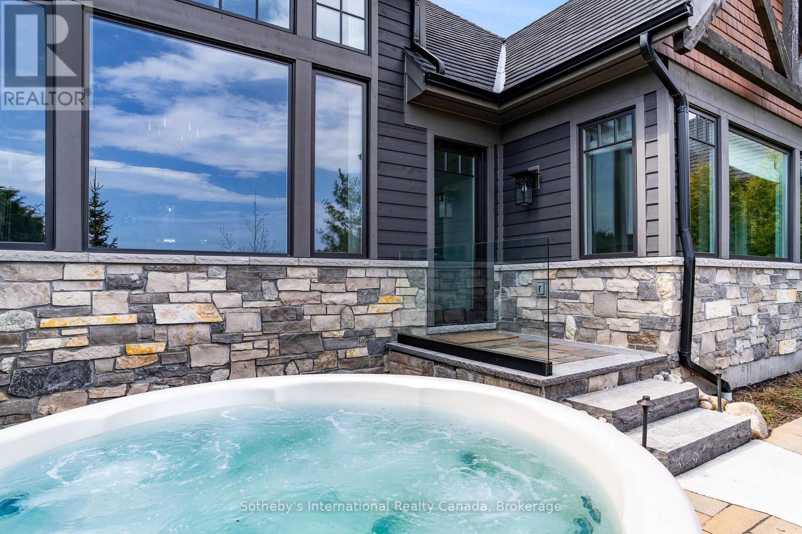 155 Georgian Bay Lane, Blue Mountains, Ontario  N0H 1J0 - Photo 41 - X12567964