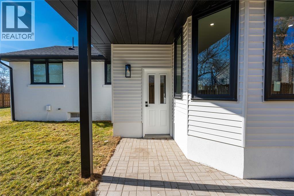 1566 Howston Avenue, Sarnia, Ontario  N7V 3Y9 - Photo 25 - 25029363