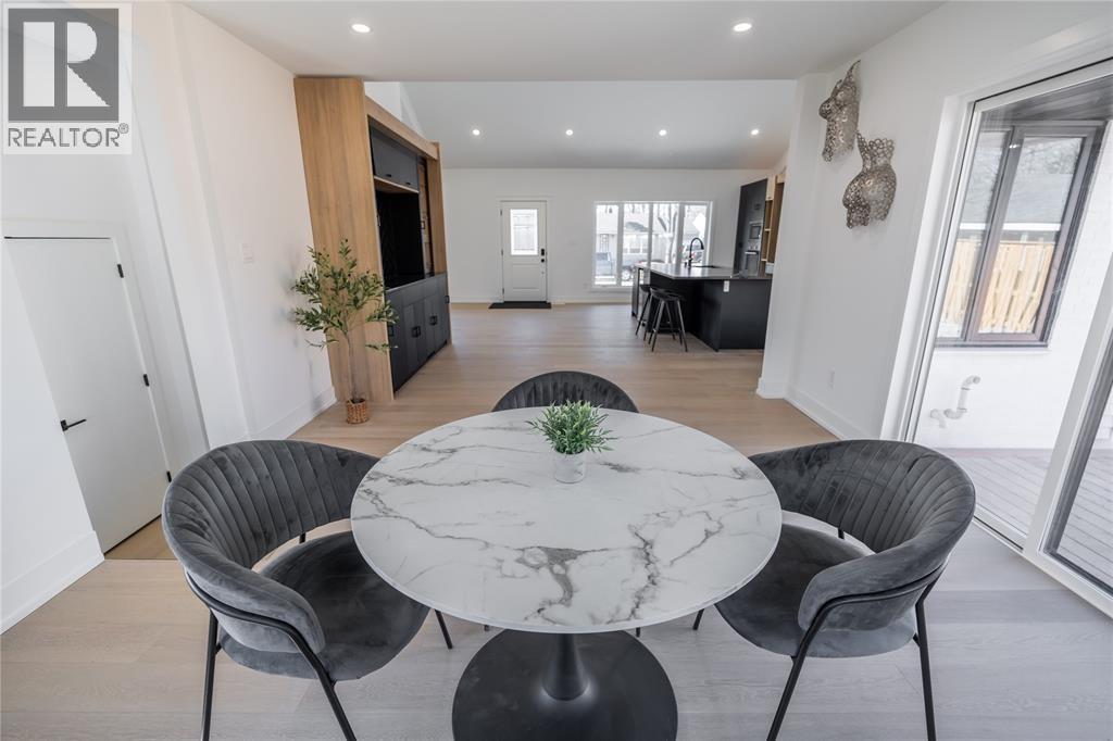 1566 Howston Avenue, Sarnia, Ontario  N7V 3Y9 - Photo 8 - 25029363