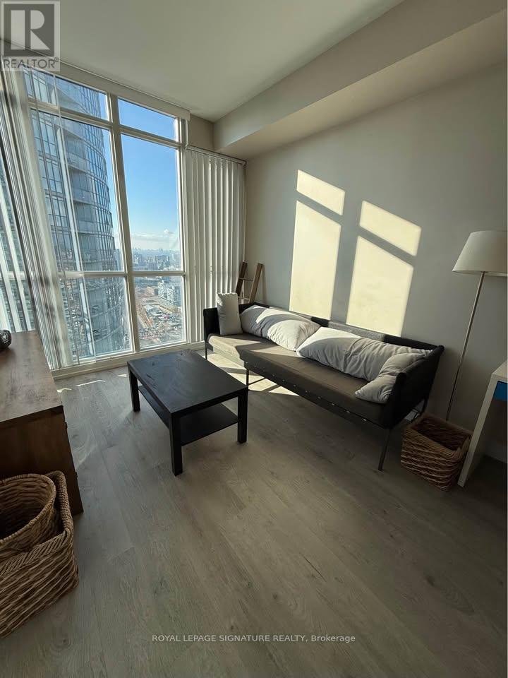 Ph11 - 15 Iceboat Terrace, Toronto, Ontario  M5V 4A5 - Photo 4 - C12567898