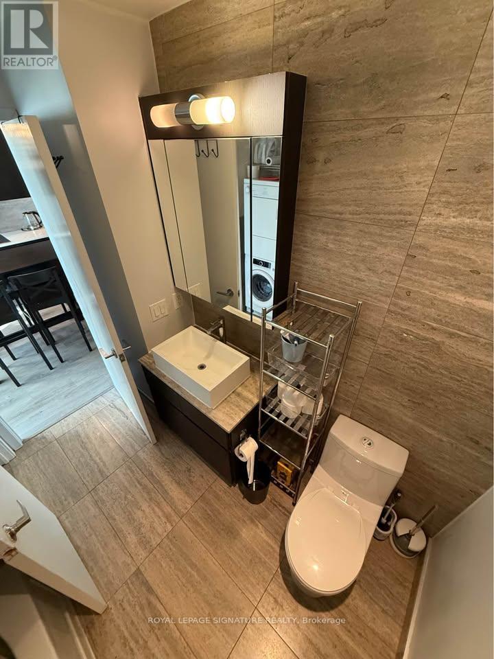 Ph11 - 15 Iceboat Terrace, Toronto, Ontario  M5V 4A5 - Photo 9 - C12567898