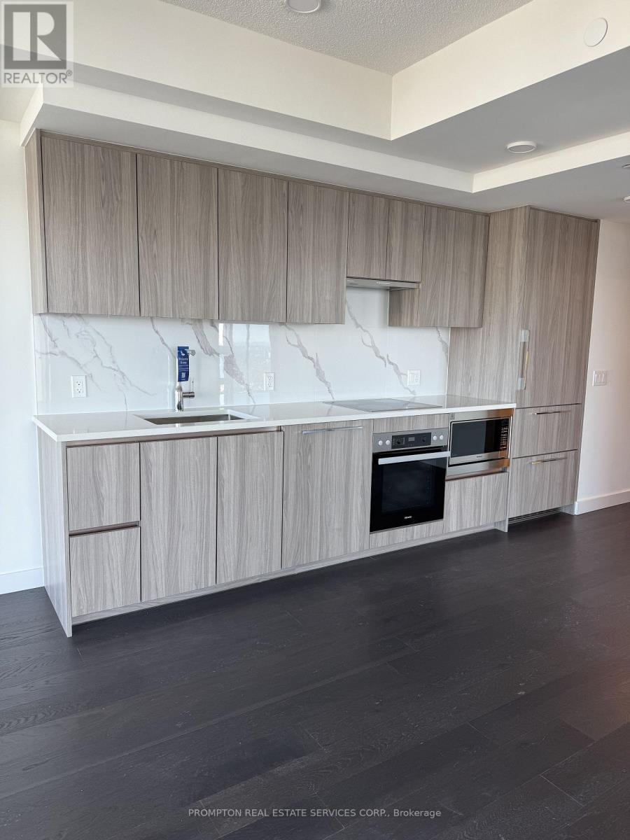 6902 - 3 Concord Cityplace Way, Toronto, Ontario  M5V 0X4 - Photo 8 - C12567926