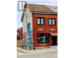 206 BATHURST STREET, Toronto, Ontario