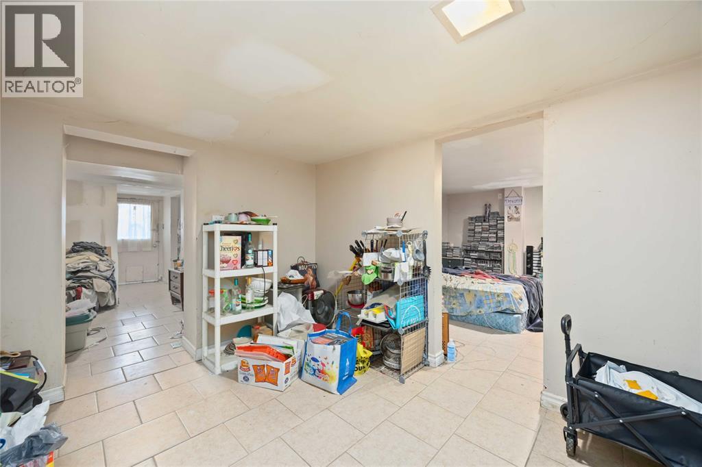 176 Christina Street South, Sarnia, Ontario  N7T 2N1 - Photo 14 - 25029362