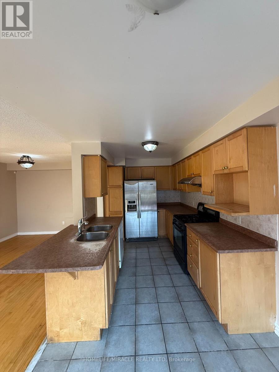 10 Wuthering Heights Road, Toronto, Ontario  M1C 5H6 - Photo 8 - E12567862