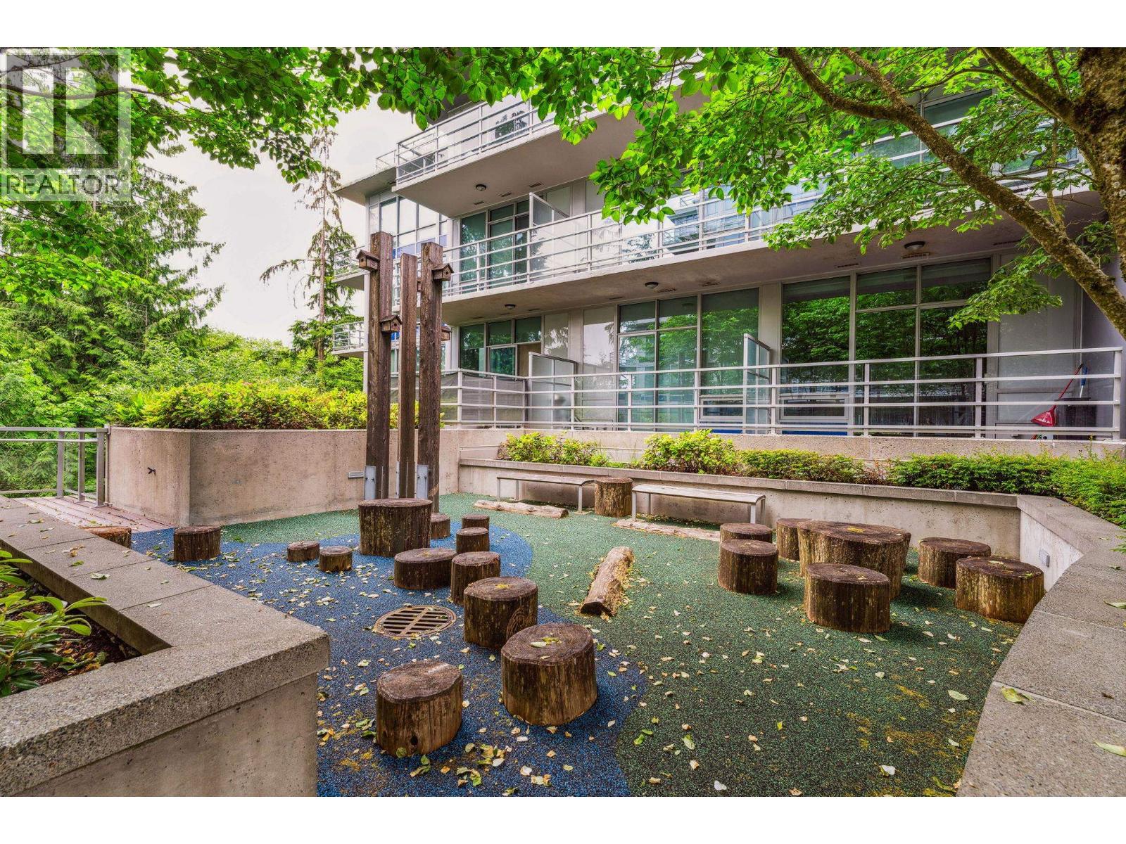 002 9060 University Crescent, Burnaby, British Columbia  V5A 0E1 - Photo 16 - R3051434