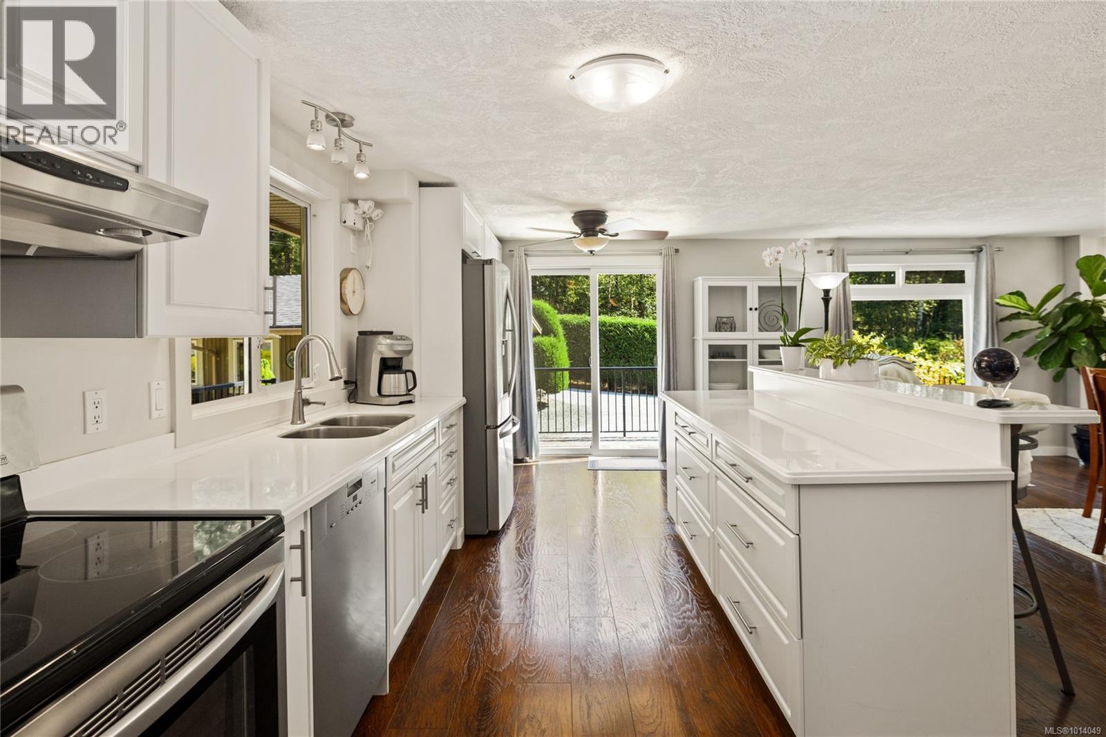 3061 Renfrew Rd, Shawnigan Lake, British Columbia  V8H 2E4 - Photo 15 - 1014049