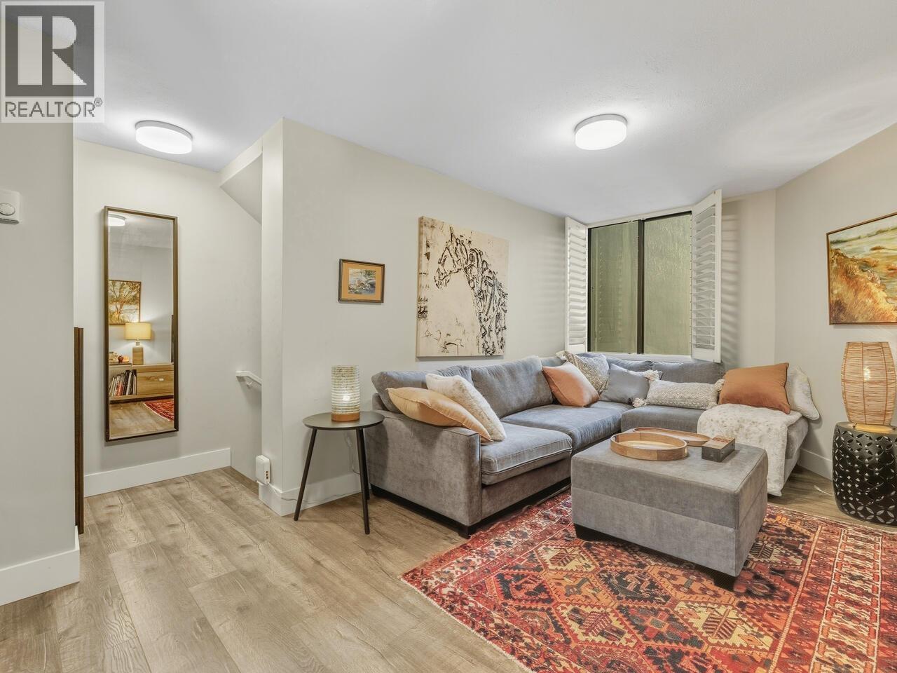 521 666 Leg In Boot Square, Vancouver, British Columbia  V5Z 4A4 - Photo 4 - R3069240