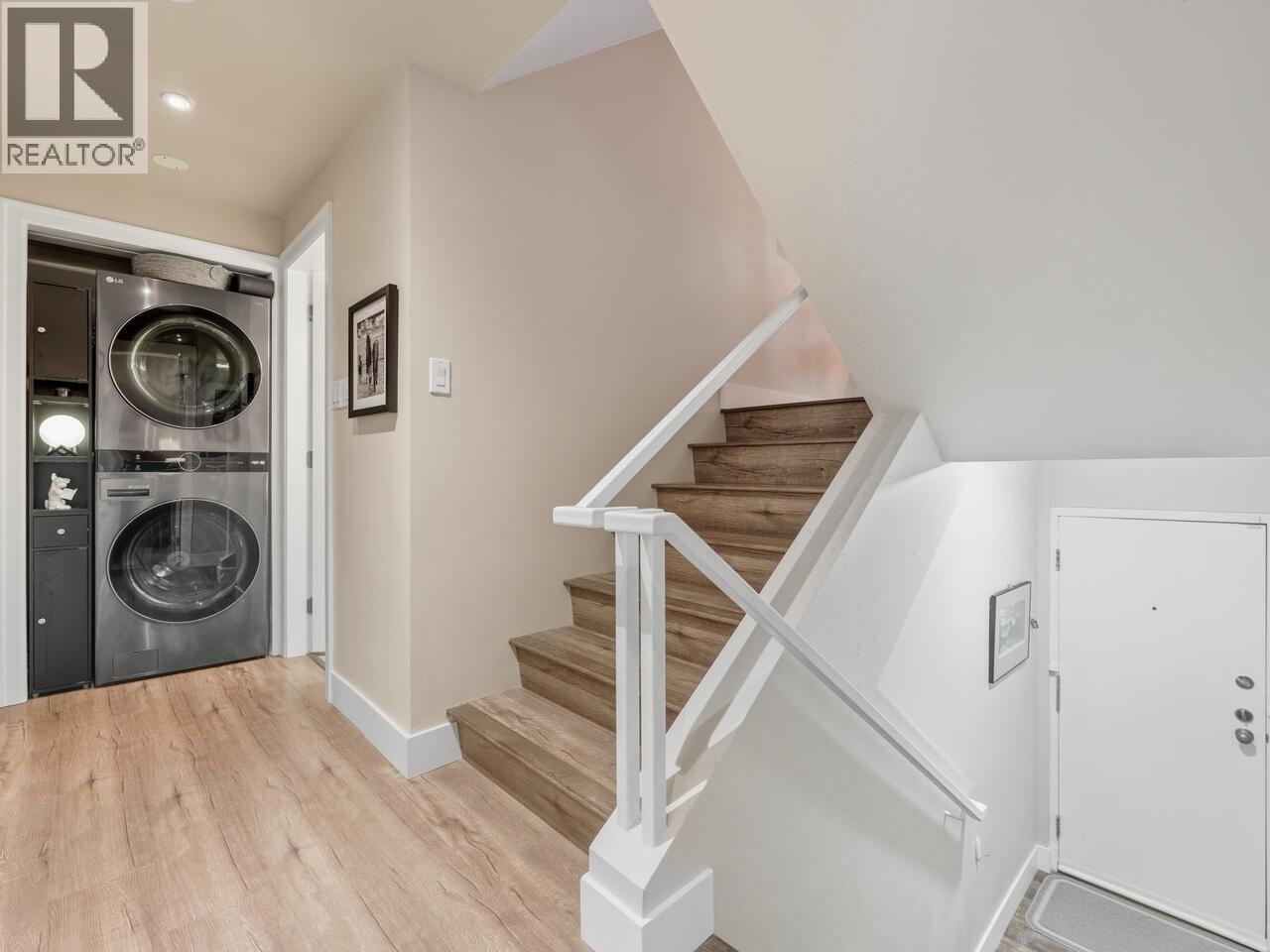 521 666 Leg In Boot Square, Vancouver, British Columbia  V5Z 4A4 - Photo 31 - R3069240