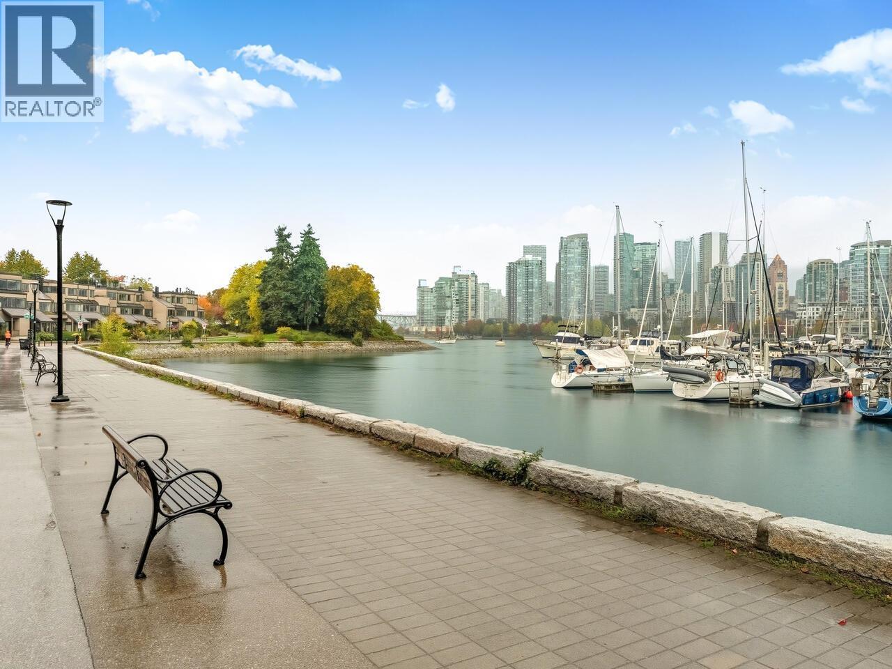 521 666 Leg In Boot Square, Vancouver, British Columbia  V5Z 4A4 - Photo 38 - R3069240