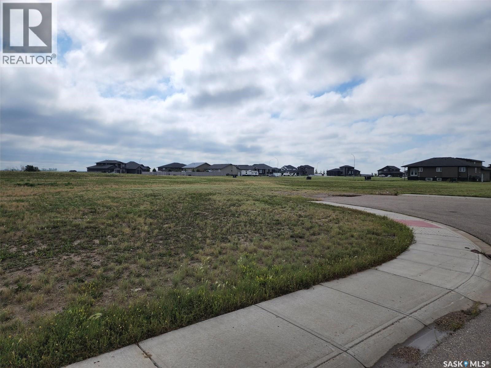 1956 Coteau Avenue, Weyburn, Saskatchewan  S4H 3C1 - Photo 4 - SK024528