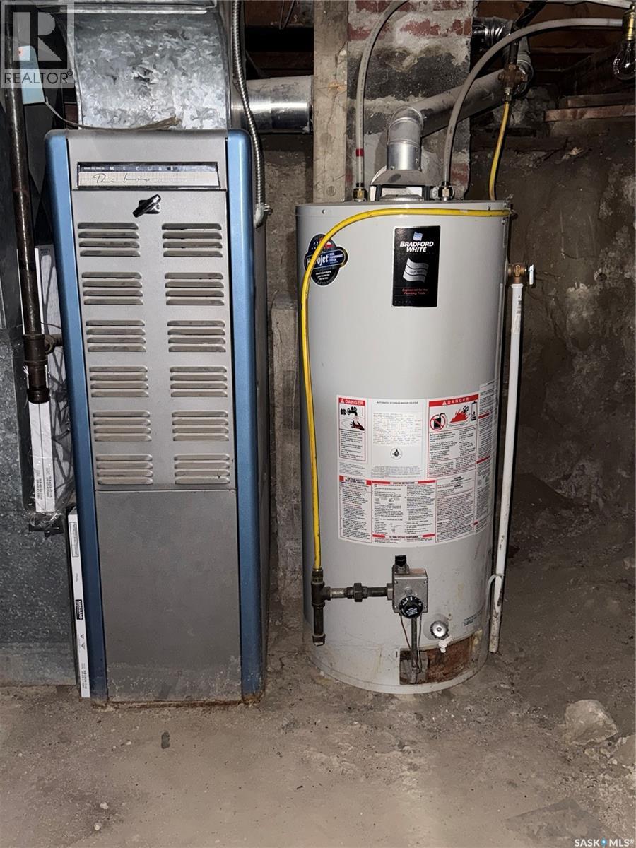 213 3rd Avenue W, Biggar, Saskatchewan  S0K 0M0 - Photo 19 - SK024440