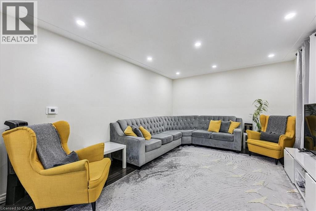 107 Deschene Avenue, Hamilton, Ontario  L9A 3J9 - Photo 6 - 40788084