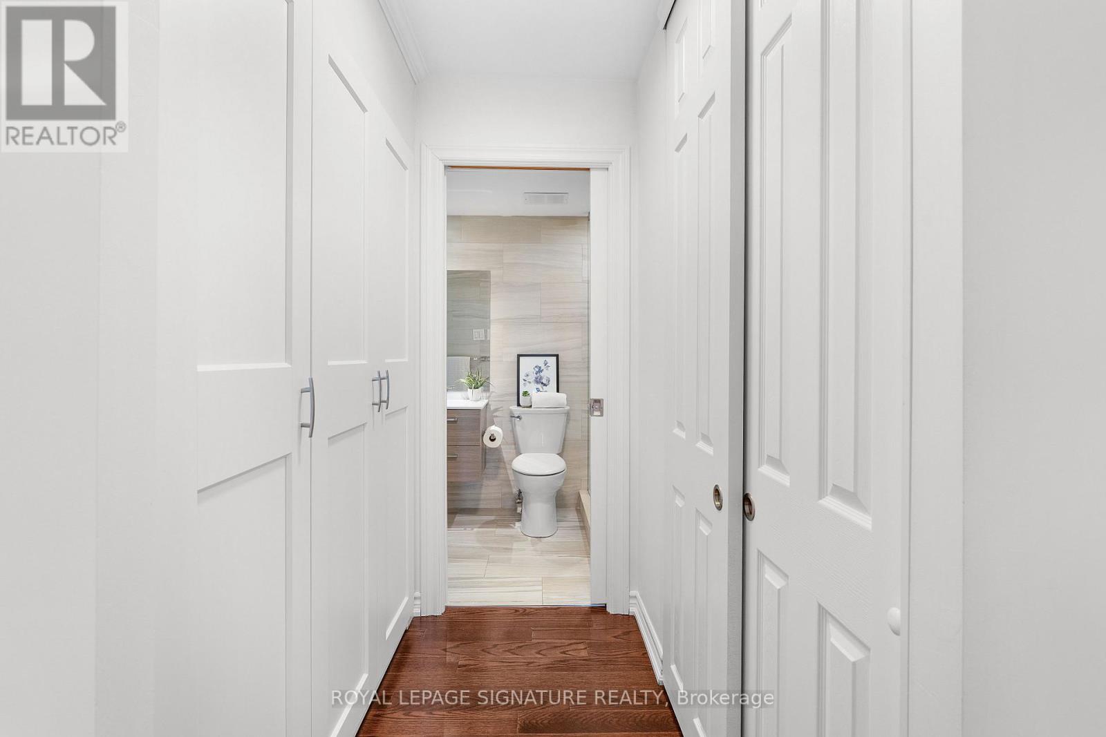 911 - 100 Quebec Avenue E, Toronto, Ontario  M6P 4B8 - Photo 17 - W12556732