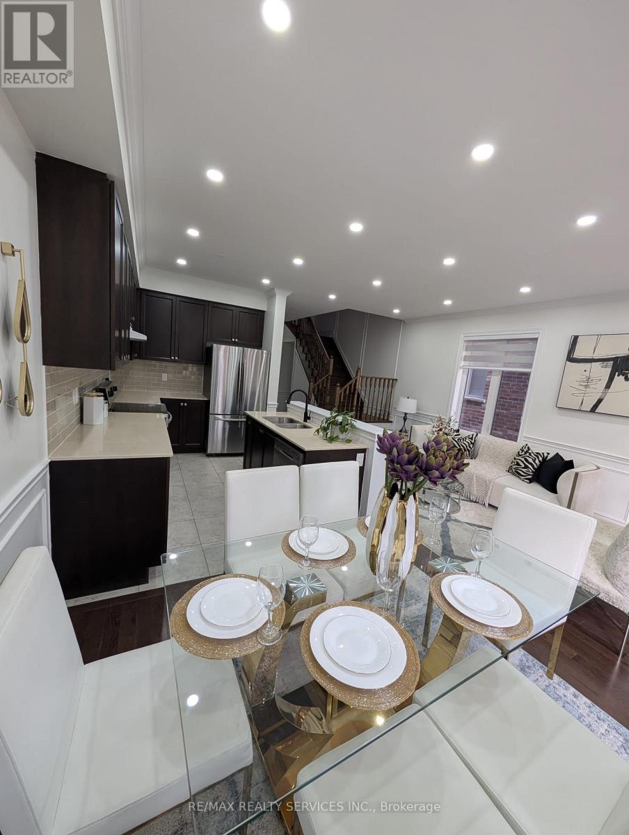 60 True Blue Crescent, Caledon, Ontario  L7E 4K7 - Photo 6 - W12566538