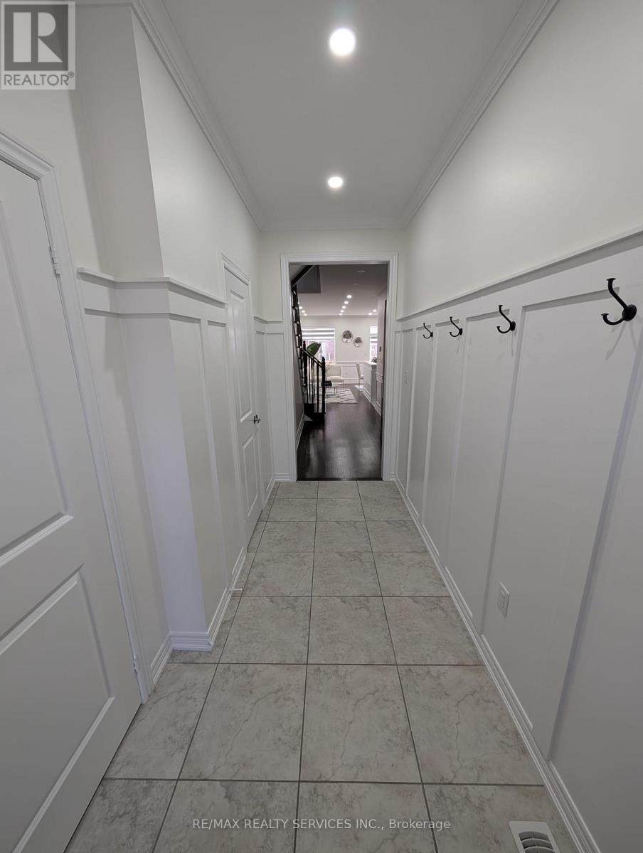 60 True Blue Crescent, Caledon, Ontario  L7E 4K7 - Photo 2 - W12566538