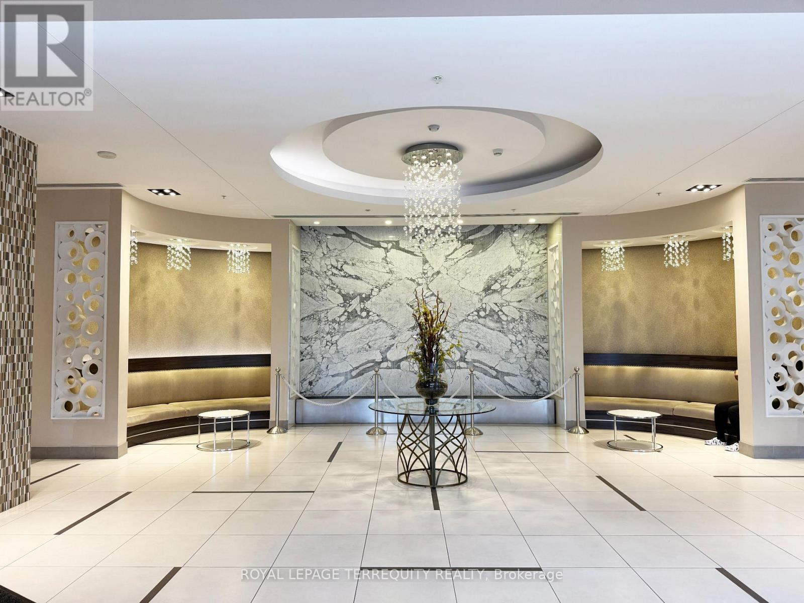 Lph209 - 75 North Park Road, Vaughan, Ontario  L4J 0H8 - Photo 2 - N12567882