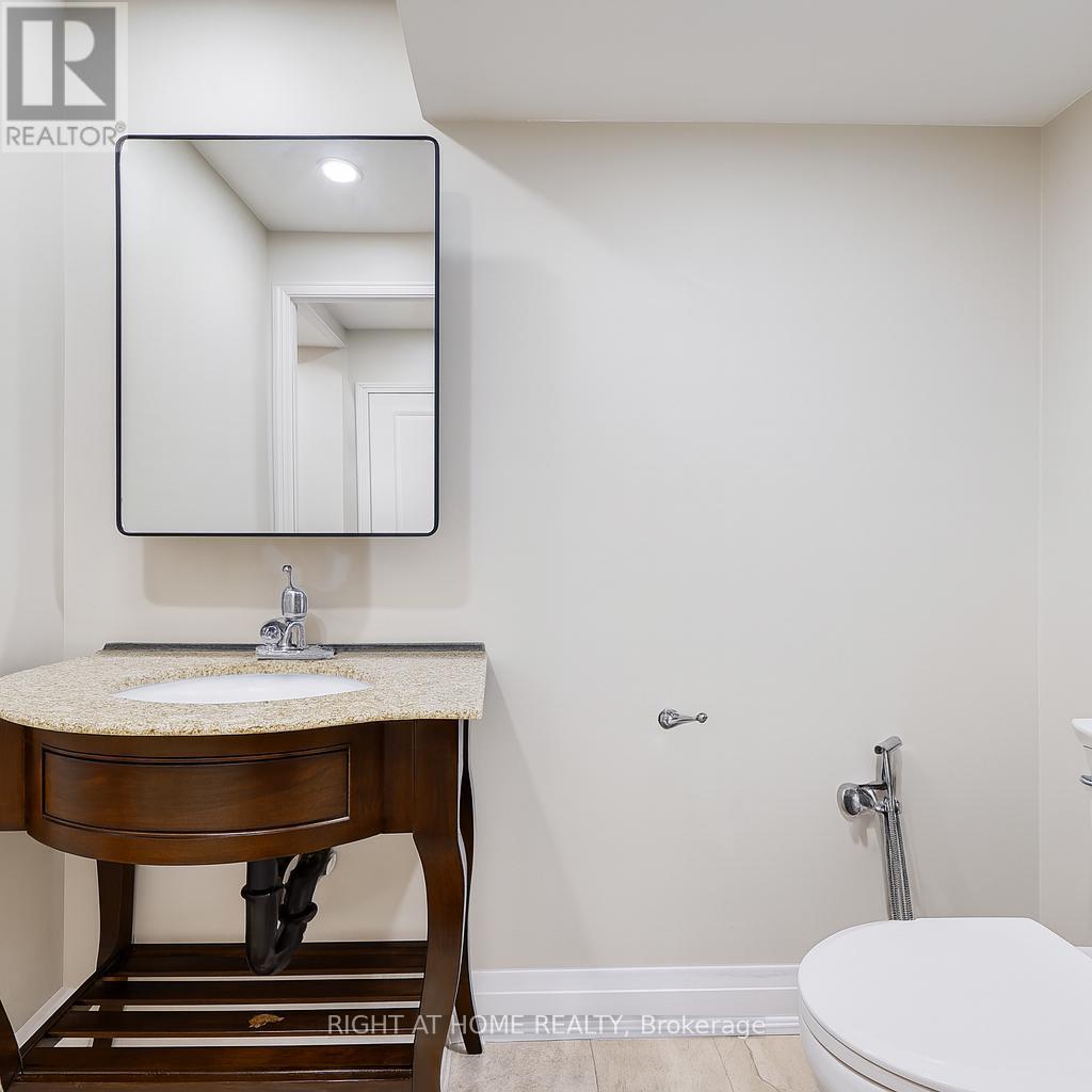 12 John W Taylor Avenue, New Tecumseth, Ontario  L9B 0B3 - Photo 33 - N12567886