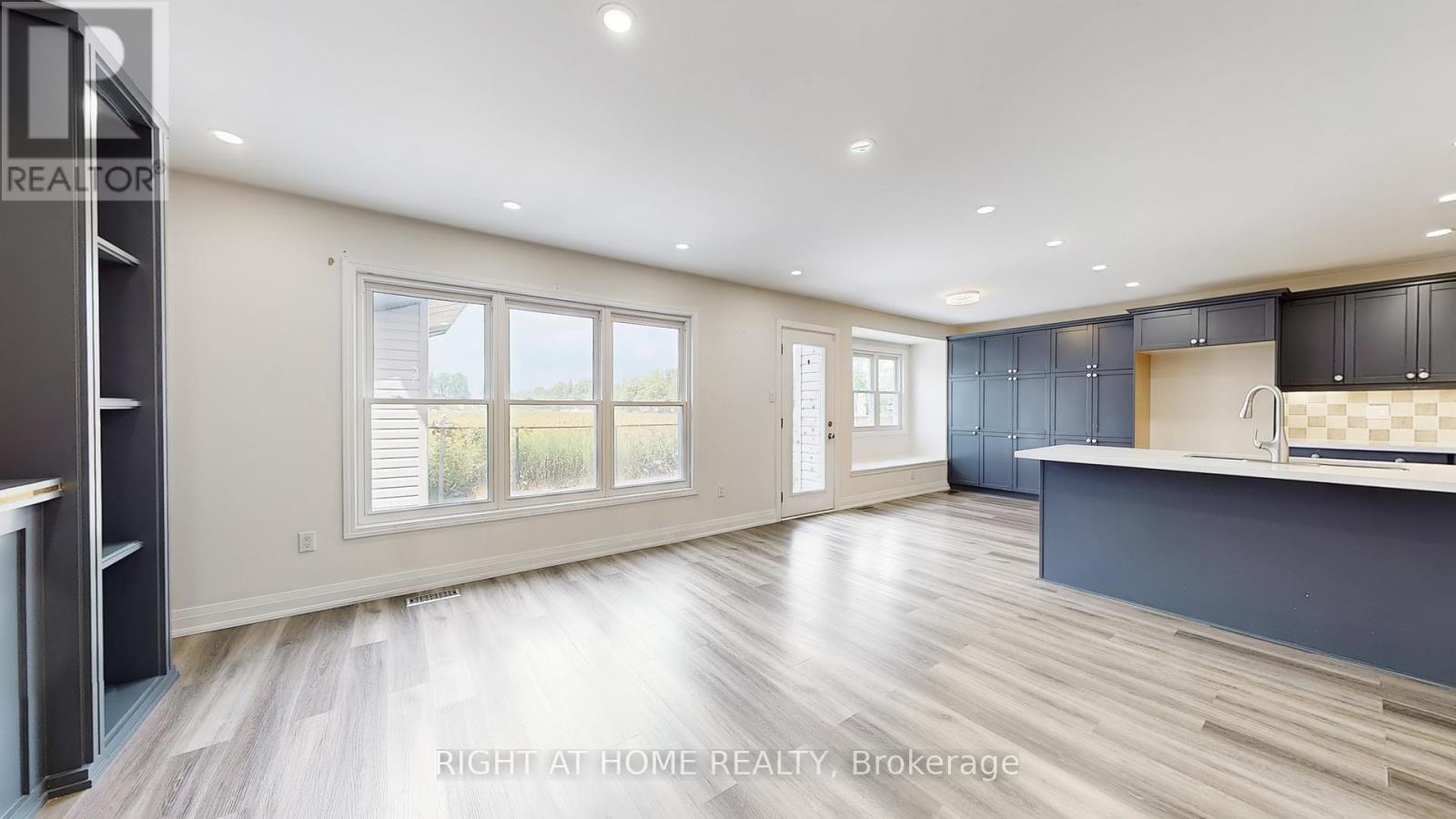 12 John W Taylor Avenue, New Tecumseth, Ontario  L9B 0B3 - Photo 7 - N12567886