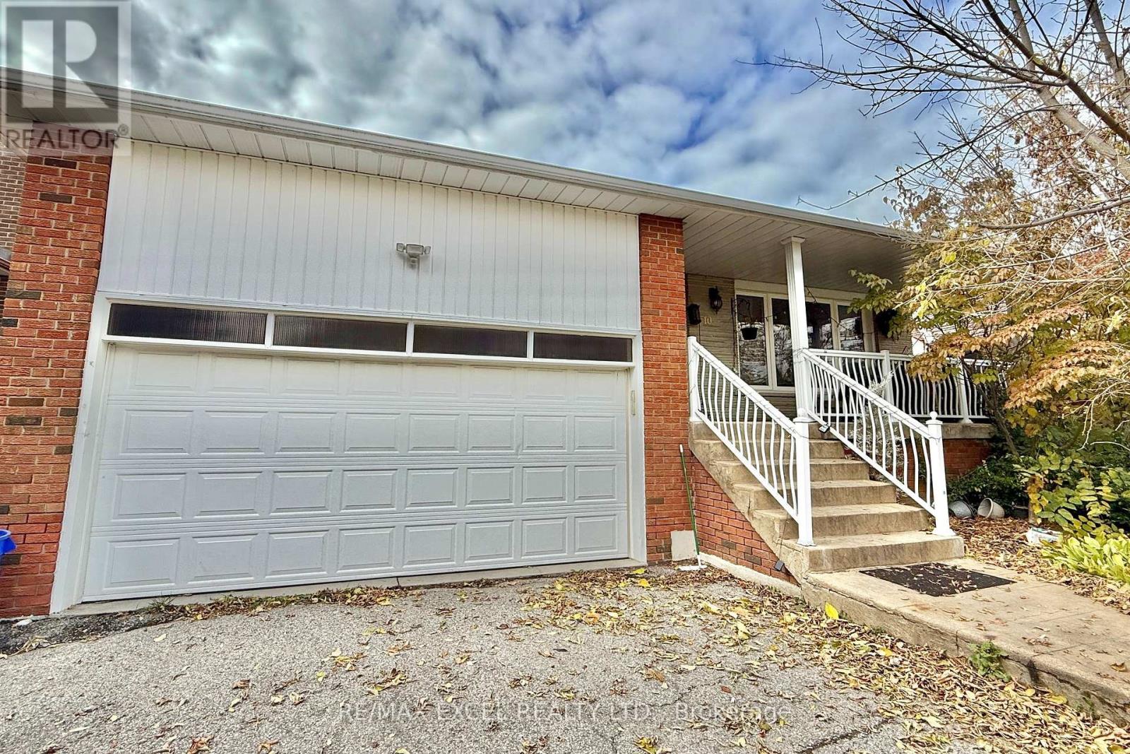 MAIN - 10 KERSEY CRESCENT, Richmond Hill, Ontario