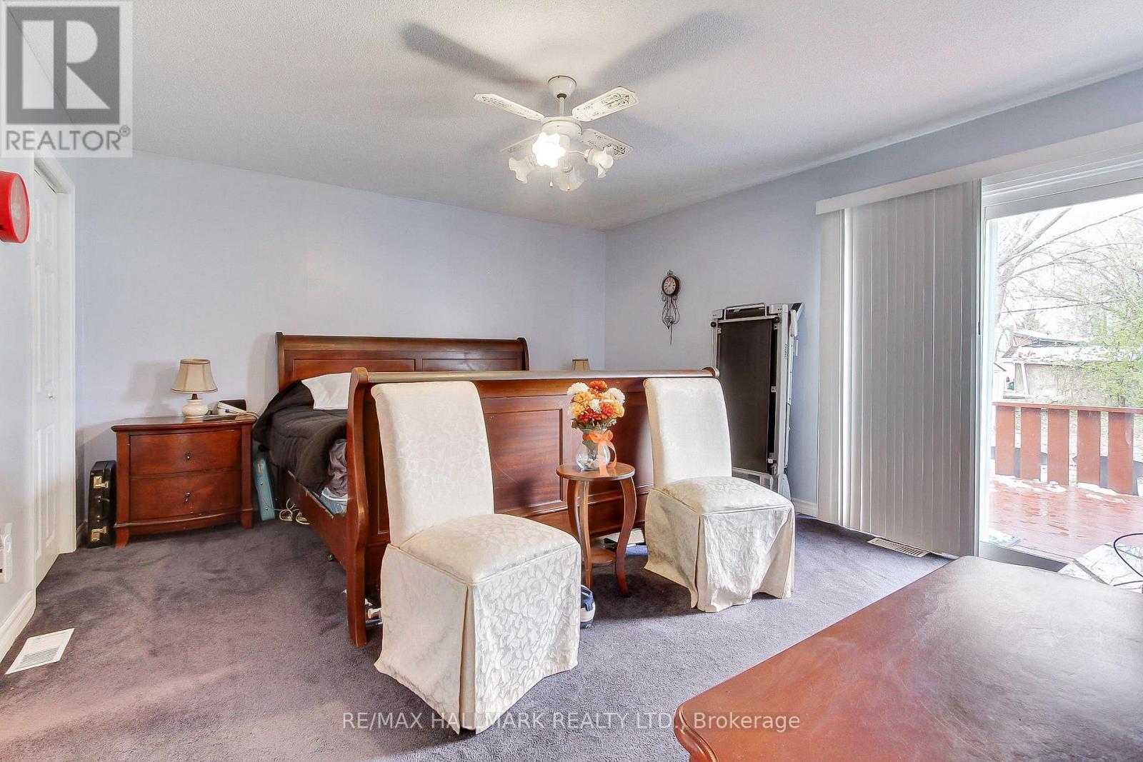 186 Beach Road, Georgina, Ontario  L4P 2L9 - Photo 21 - N12567916