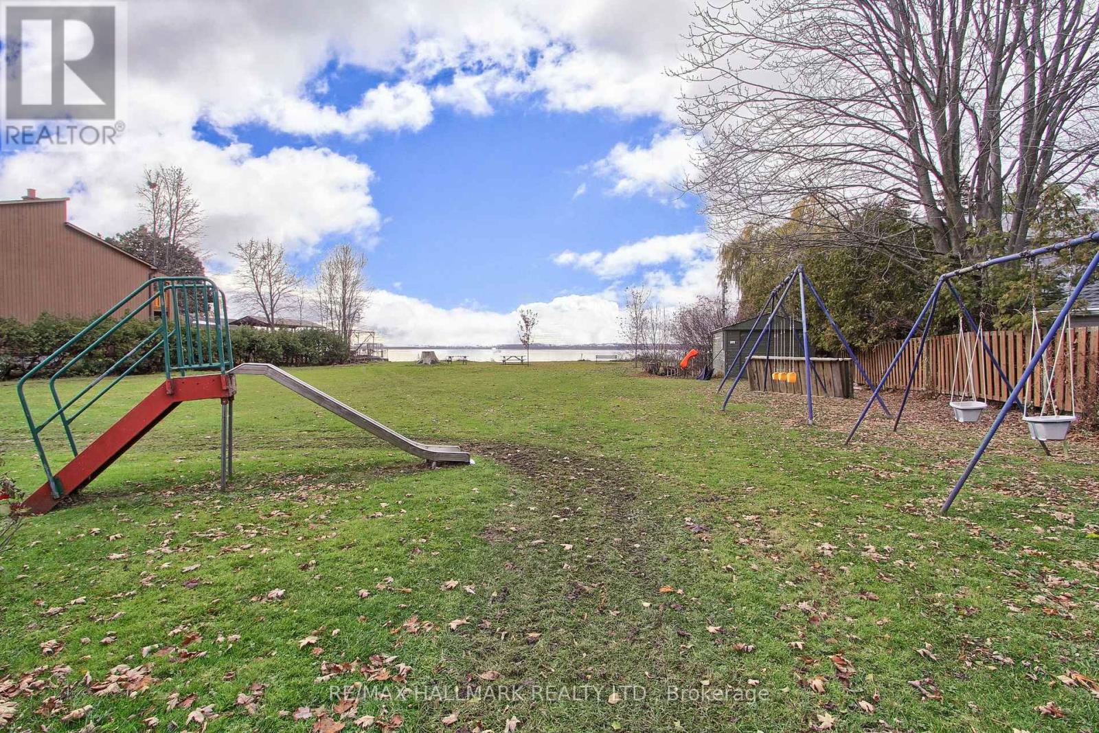 186 Beach Road, Georgina, Ontario  L4P 2L9 - Photo 35 - N12567916