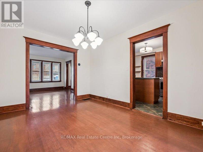 62 Division Street, Guelph (Exhibition Park), Ontario  N1H 1R2 - Photo 12 - X12554846