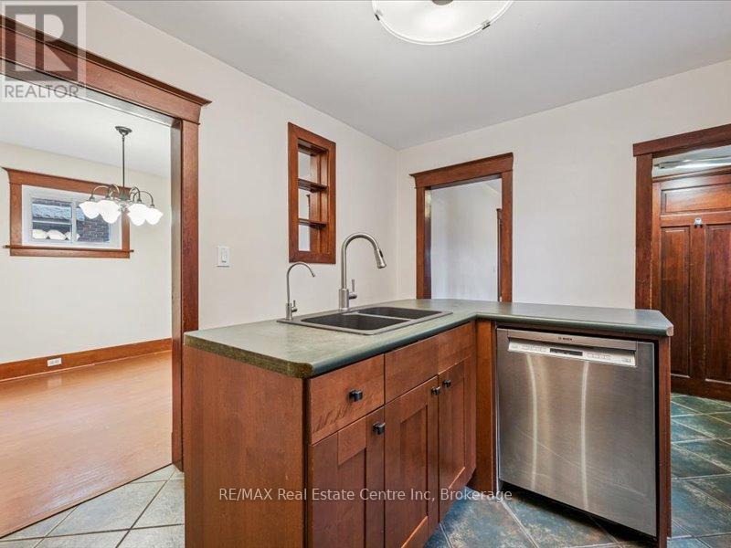 62 Division Street, Guelph (Exhibition Park), Ontario  N1H 1R2 - Photo 22 - X12554846