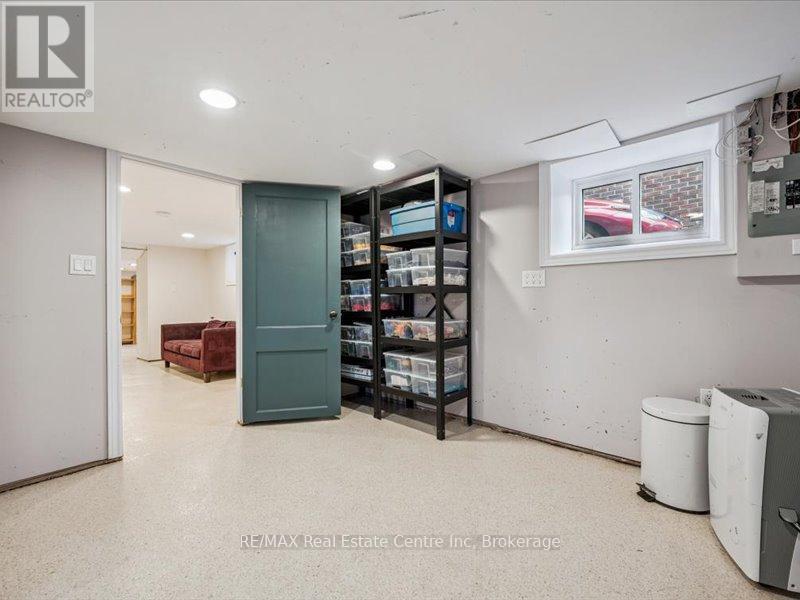 62 Division Street, Guelph (Exhibition Park), Ontario  N1H 1R2 - Photo 34 - X12554846