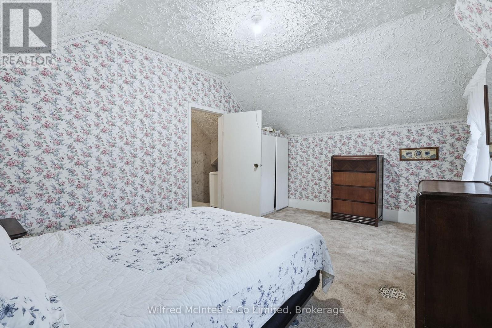 105 Mcgivern Street W, Brockton, Ontario  N0G 2V0 - Photo 22 - X12555236