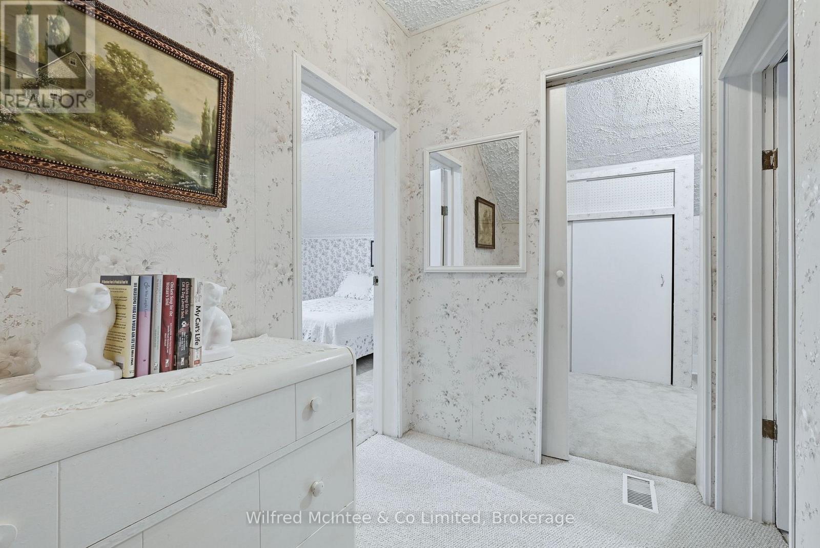 105 Mcgivern Street W, Brockton, Ontario  N0G 2V0 - Photo 24 - X12555236