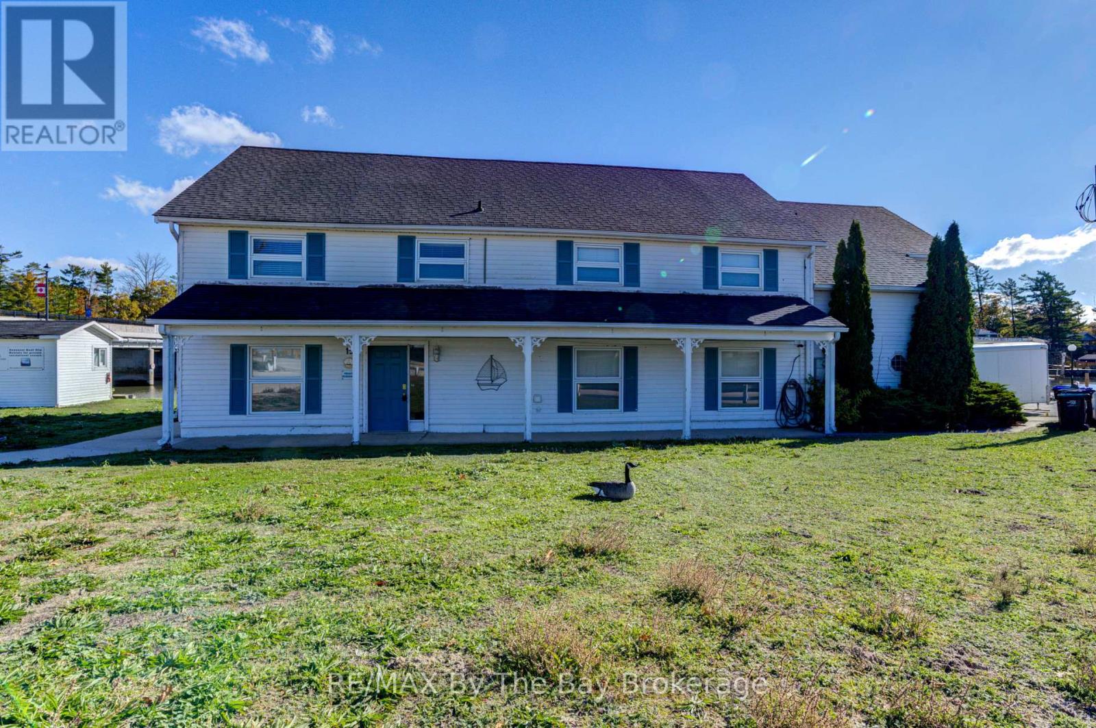 15 Willow Street, Wasaga Beach, Ontario  L9Z 2L4 - Photo 5 - S12567990