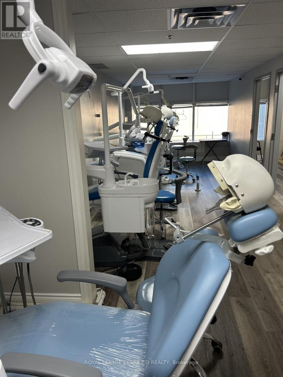 259 Traders Boulevard E, Mississauga, Ontario  L4Z 3L8 - Photo 10 - W12567790