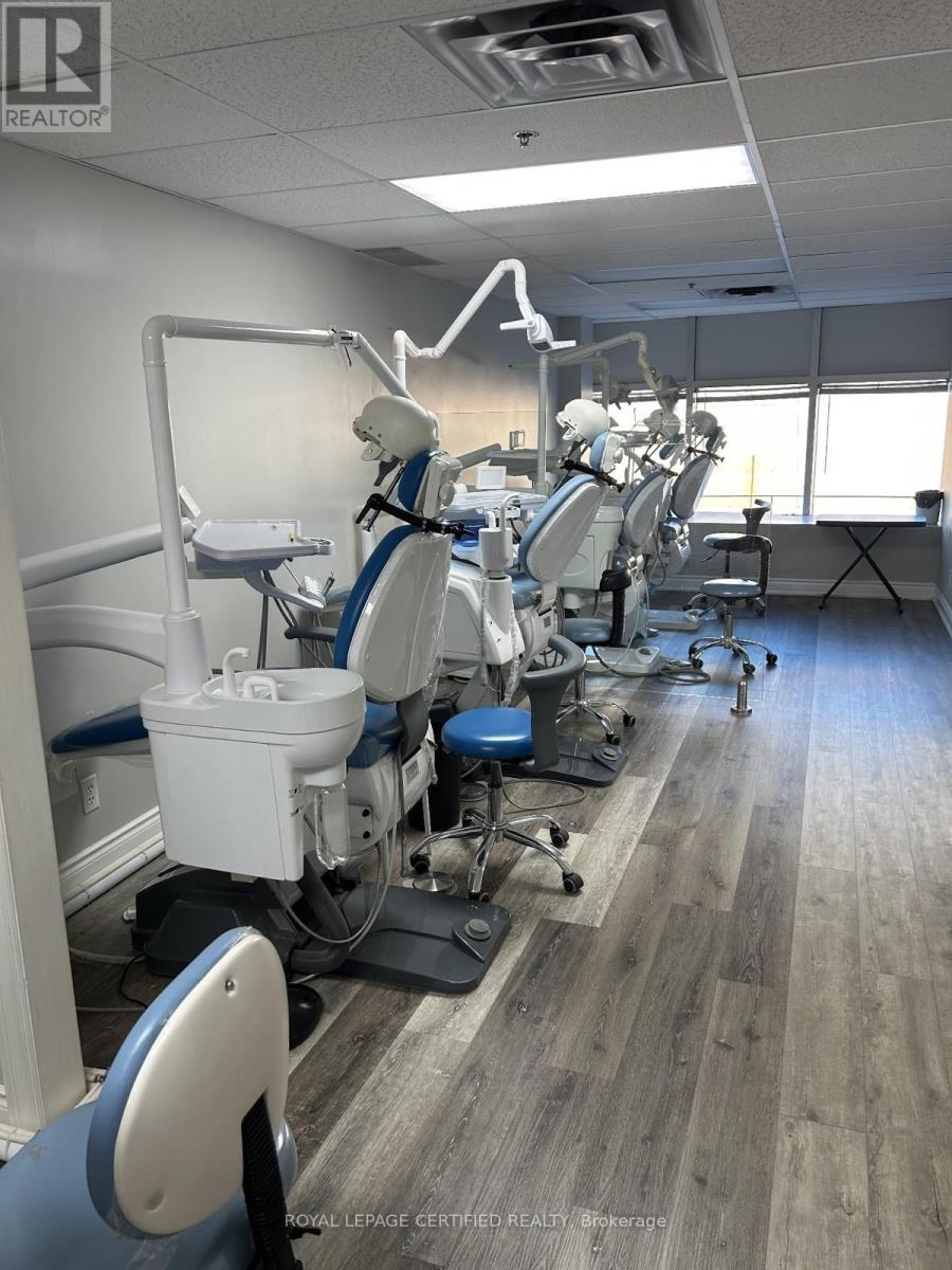 259 Traders Boulevard E, Mississauga, Ontario  L4Z 3L8 - Photo 8 - W12567790