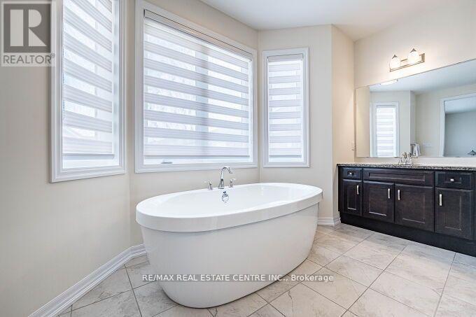 323 Harold Dent Trail, Oakville, Ontario  L6M 1R3 - Photo 33 - W12567792