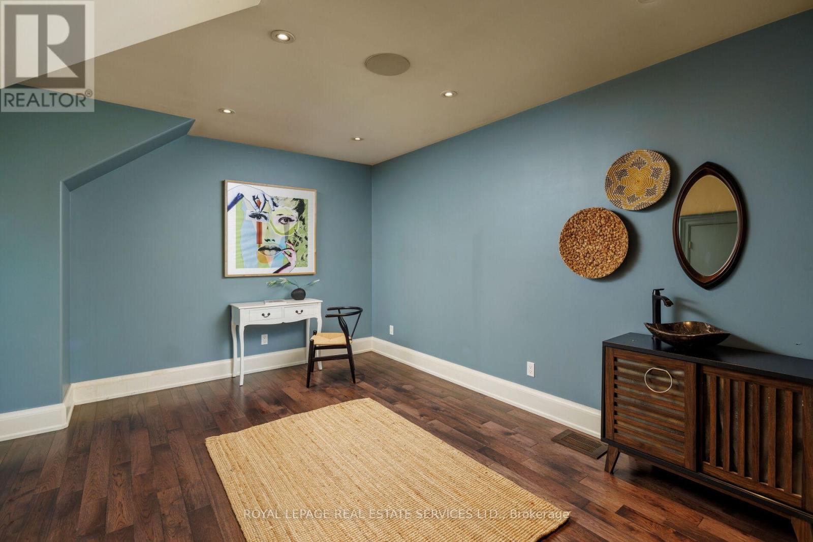 2448 Bridge Road, Oakville, Ontario  L6L 5C2 - Photo 17 - W12567852