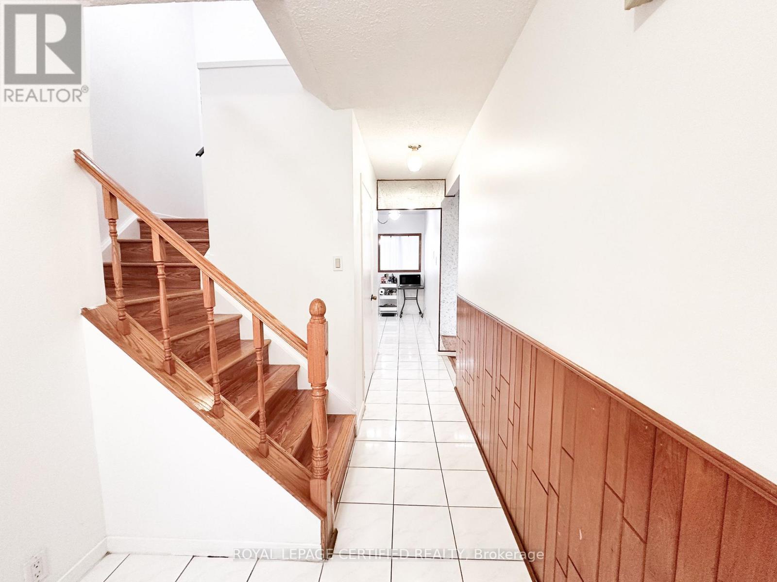 79 - 41 Mississauga Valley Boulevard, Mississauga, Ontario  L5A 3N5 - Photo 2 - W12567860