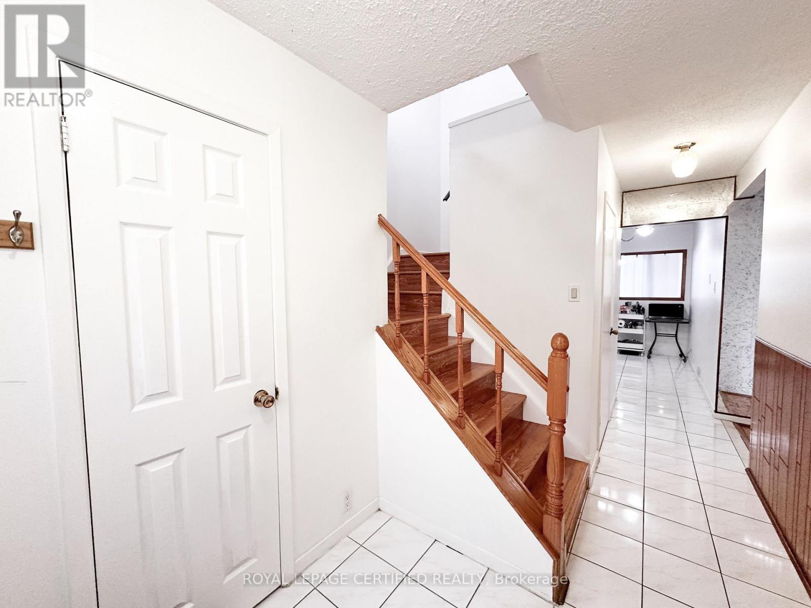 79 - 41 Mississauga Valley Boulevard, Mississauga, Ontario  L5A 3N5 - Photo 3 - W12567860