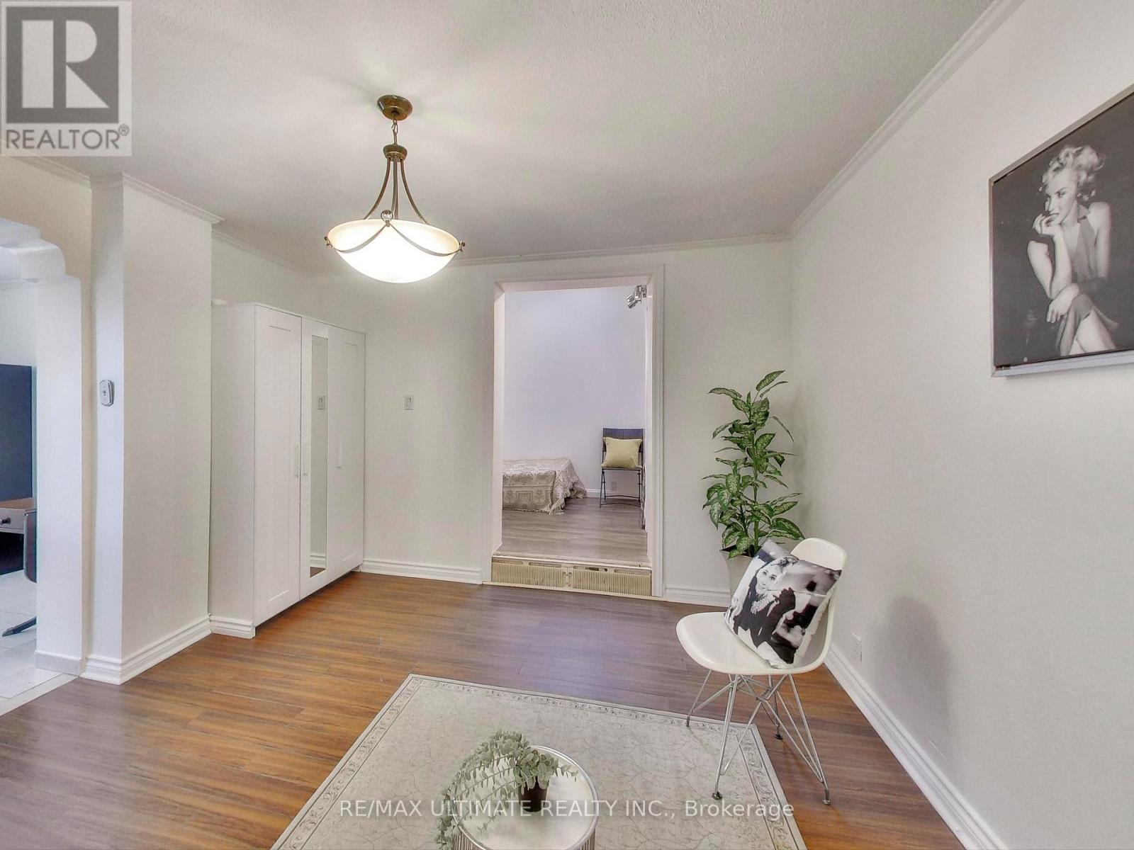 Apt #2 - 1460 Davenport Road, Toronto, Ontario  M6H 2H8 - Photo 10 - W12567864