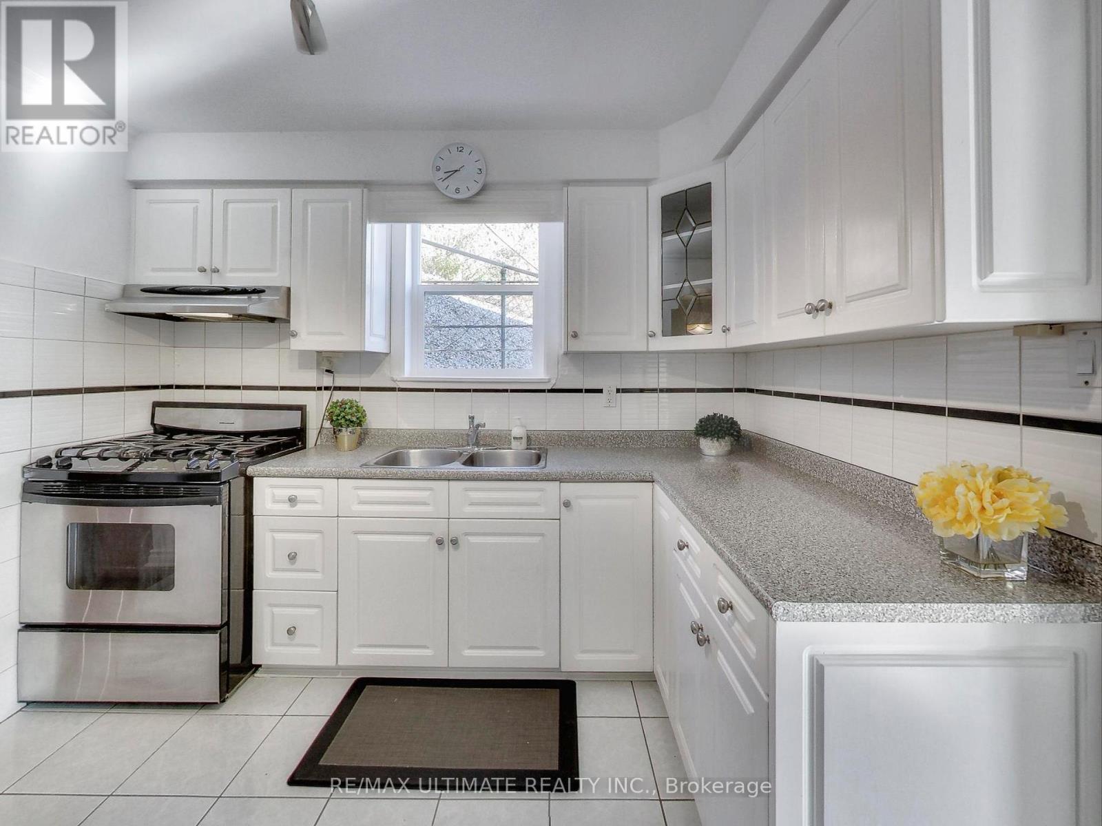 Apt #2 - 1460 Davenport Road, Toronto, Ontario  M6H 2H8 - Photo 5 - W12567864