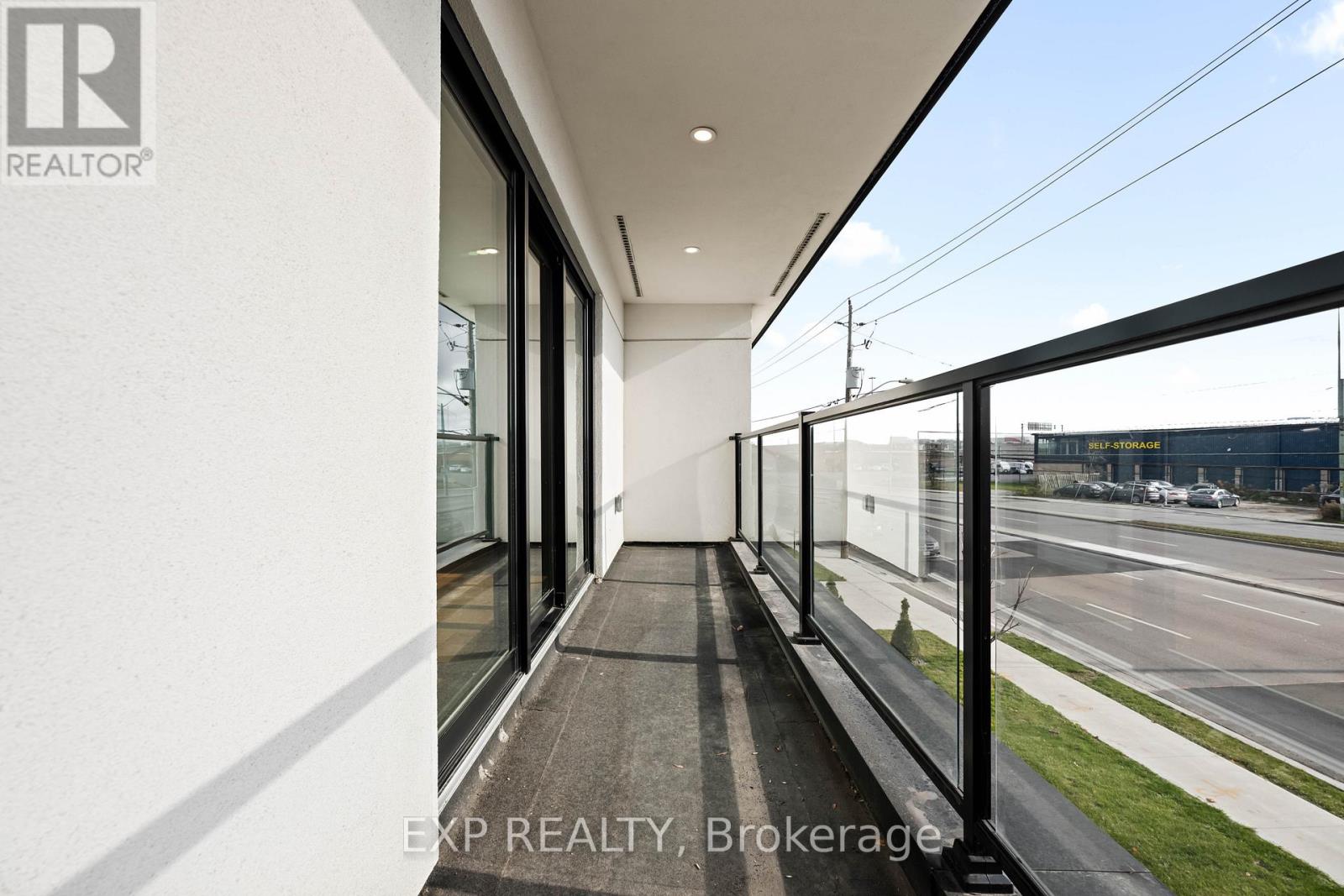 16 Walsh Avenue, Toronto, Ontario  M9M 1B6 - Photo 34 - W12567902