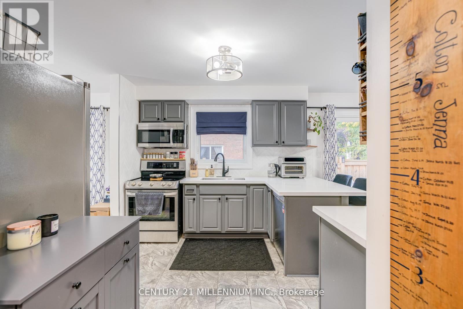 28 Bristol Avenue, Brampton, Ontario  L6X 2B3 - Photo 19 - W12567924